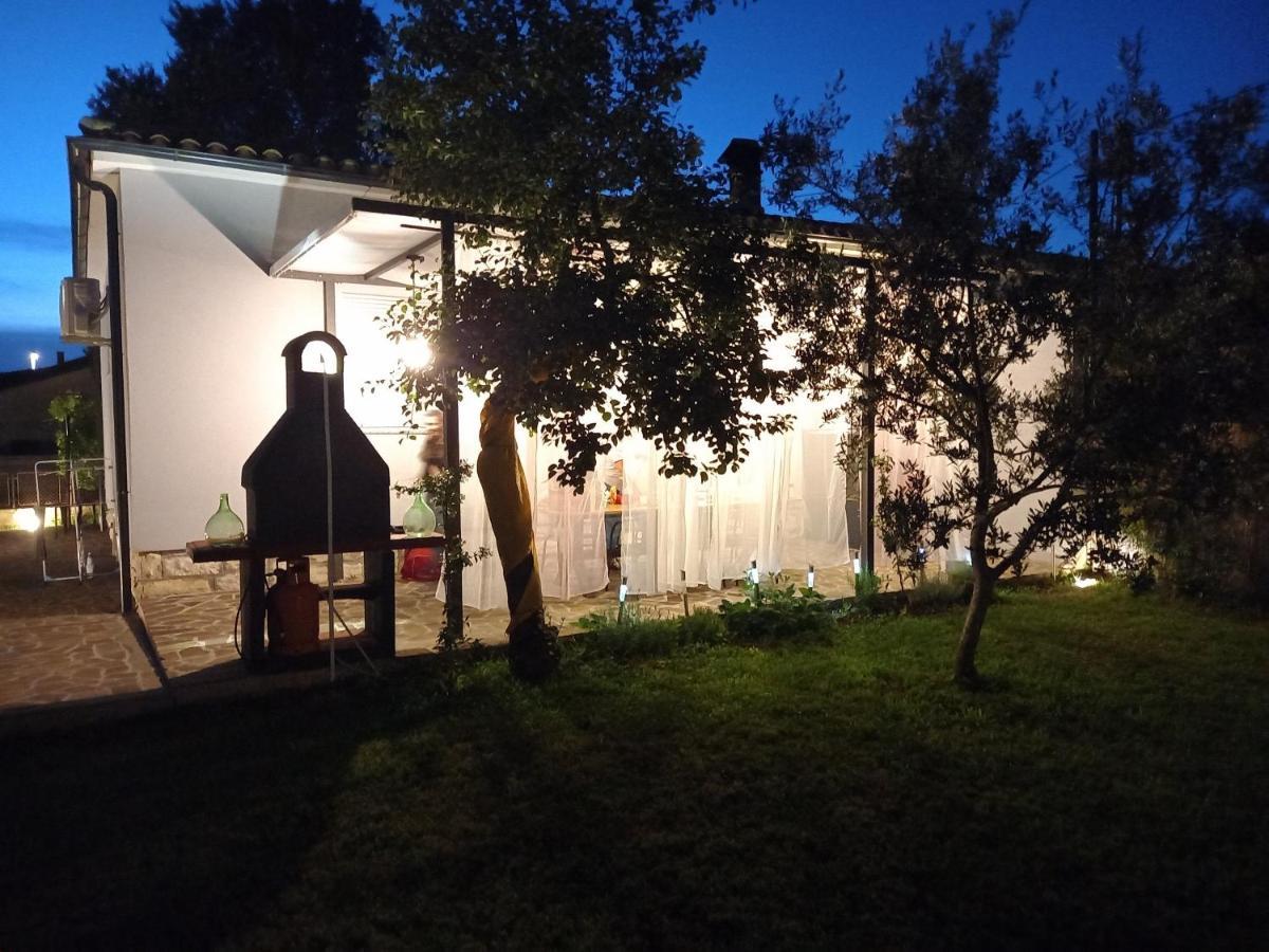 Holiday House Chill Out Loborika Marcana ภายนอก รูปภาพ
